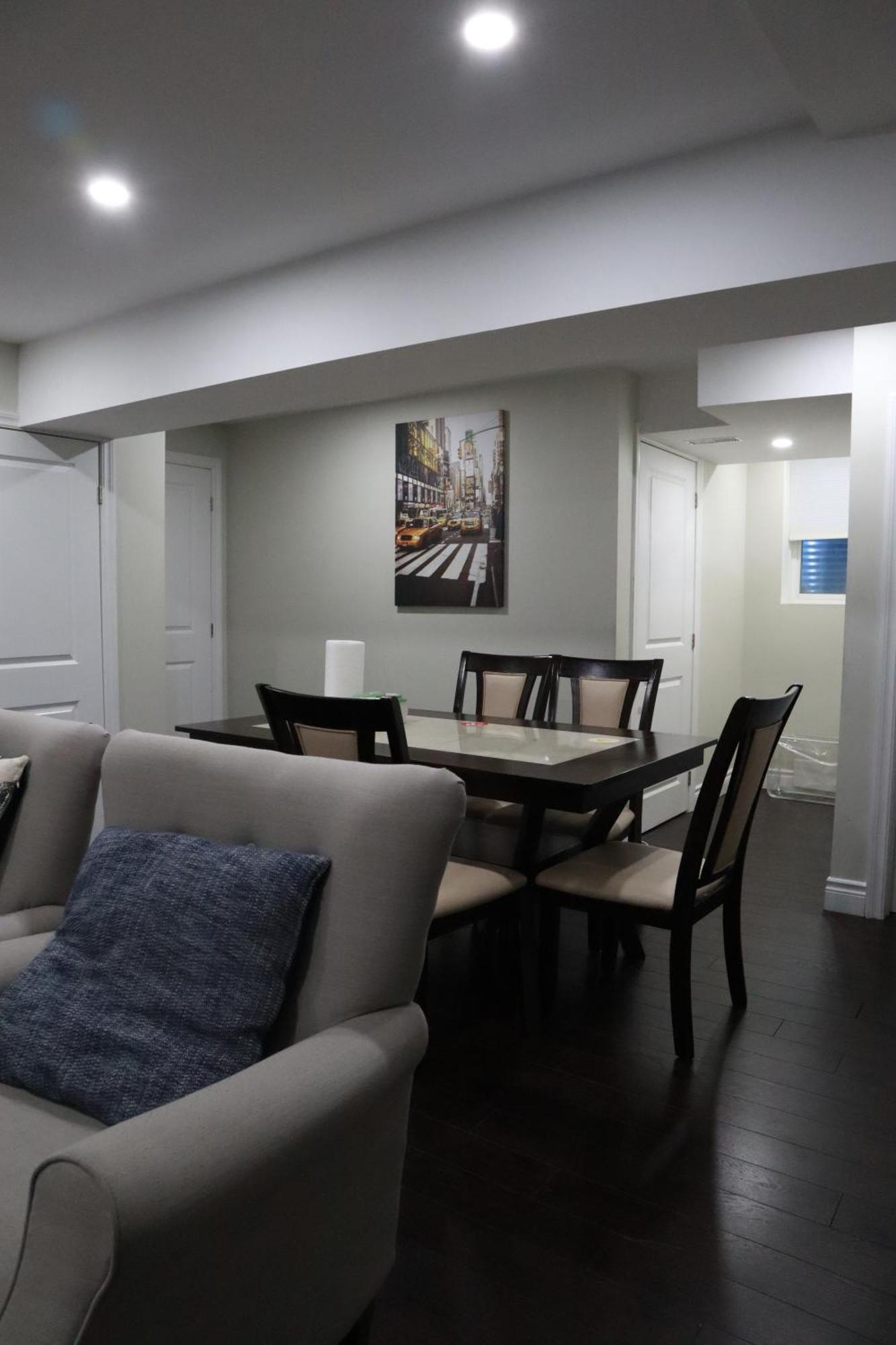 Stunning Furnished 2Bedroom/2Washroom Apartment Μπράμπτον Εξωτερικό φωτογραφία