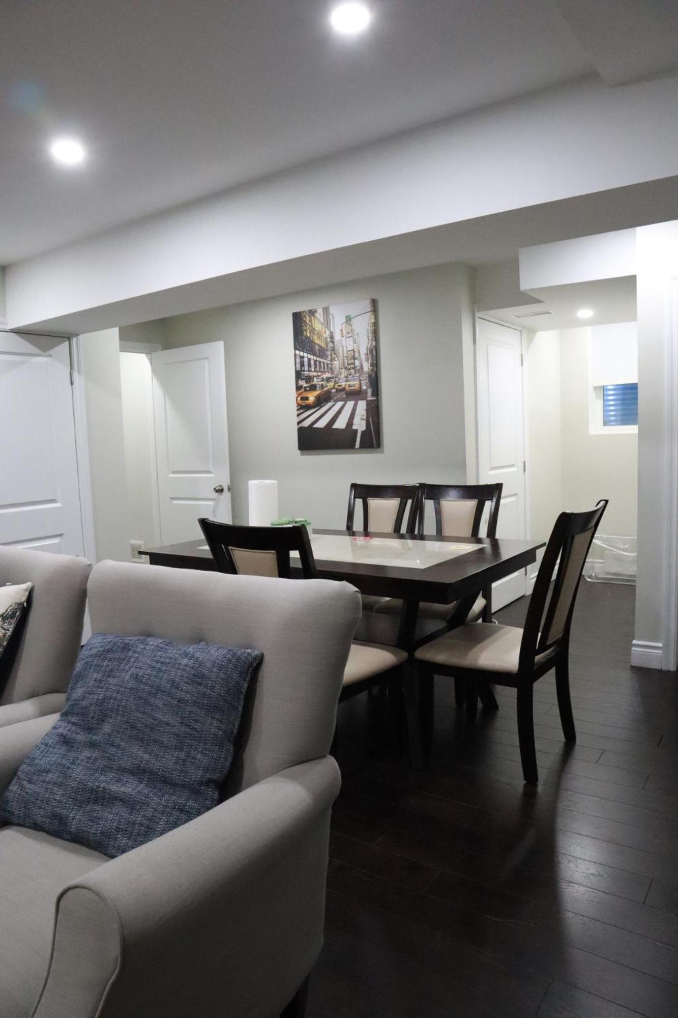 Stunning Furnished 2Bedroom/2Washroom Apartment Μπράμπτον Εξωτερικό φωτογραφία