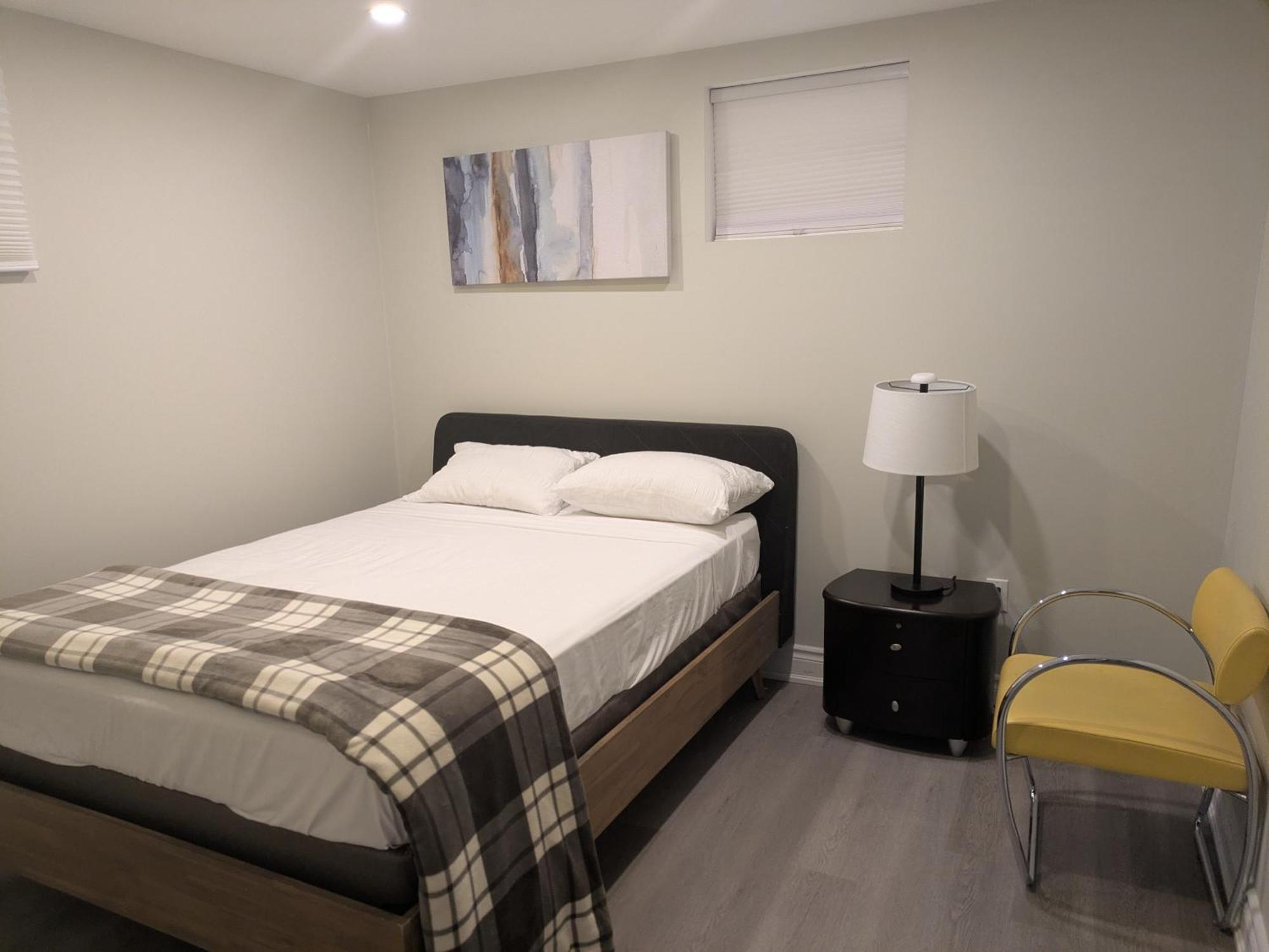 Stunning Furnished 2Bedroom/2Washroom Apartment Μπράμπτον Εξωτερικό φωτογραφία
